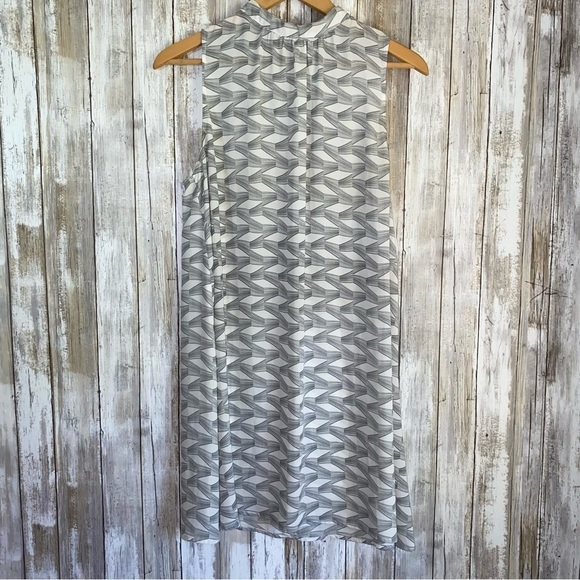 BB Dakota Grey High Neck Shift Dress - Picture 2 of 6